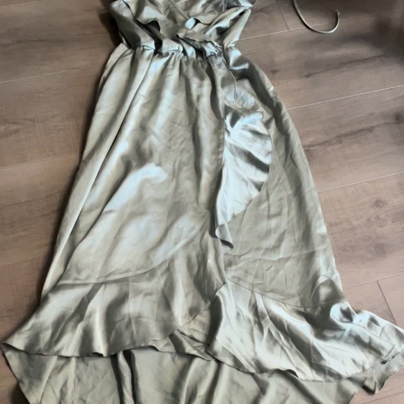 Show Me Your Mumu Samantha Ruffle Wrap Dress‎ Moss Green Sz Medium No Belt Read - Picture 10 of 13